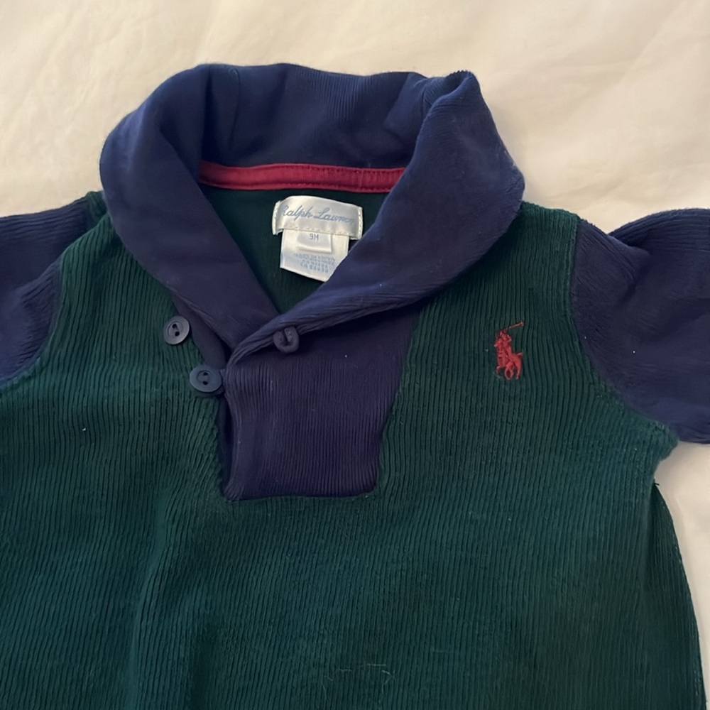 Ralph Lauren Baby Bodysuit - Size 9 months.